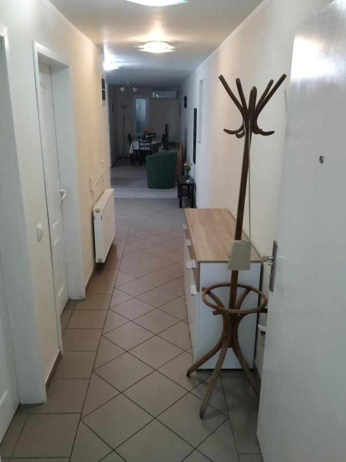 Ariana Apartman Kragujevac Eksteriør billede